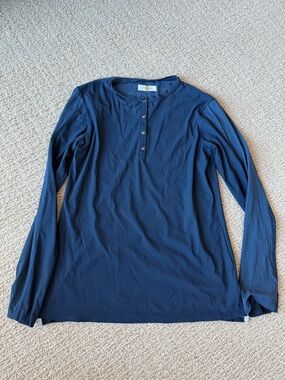 Callidae Sunshirt in Navy Size Small